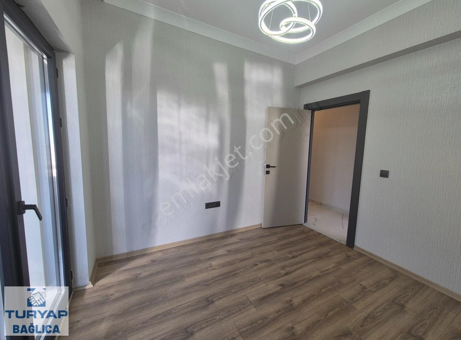 Yapracık'ta 2+1 Bağımsız Mutfaklı Geniş Sıfır Daire - Görsel 16