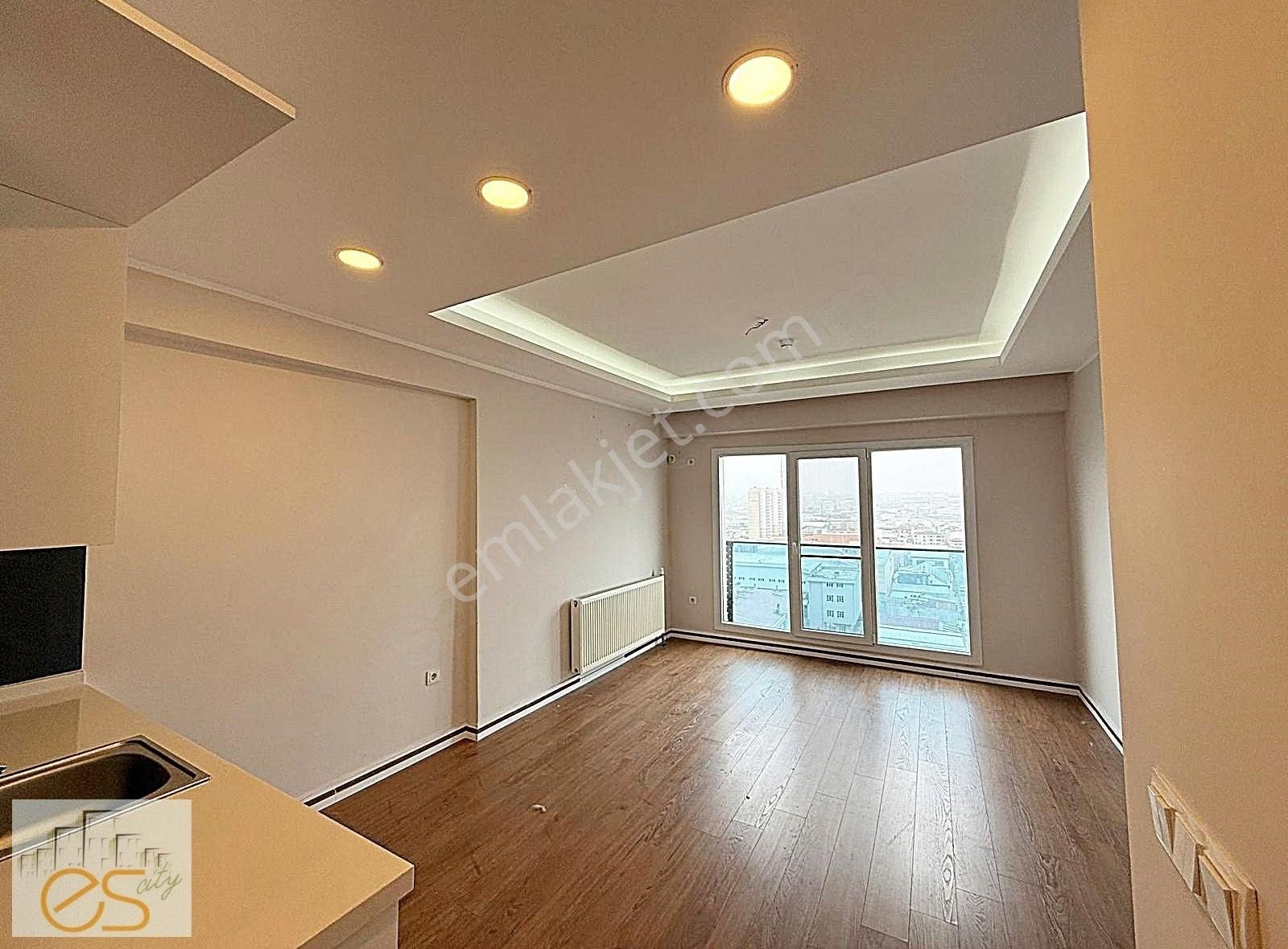 Bahçeşehir 2.kısımda Akbatı Avm'ye Cephe Site İçi Satılık Daire!