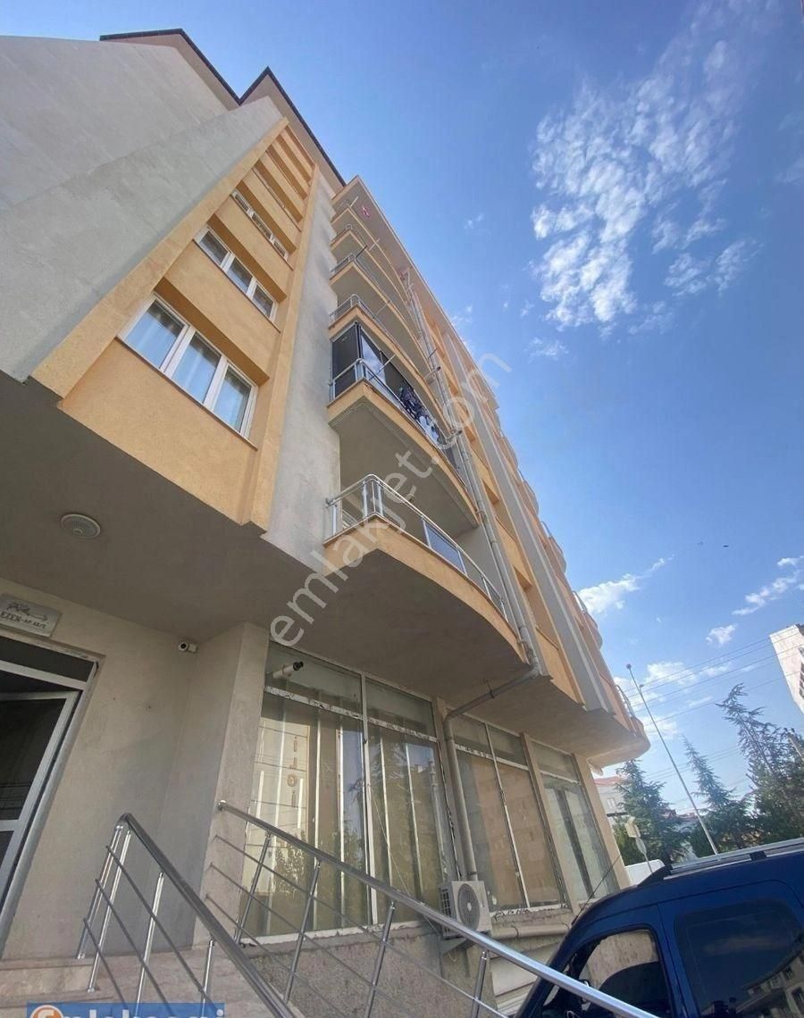 Emlaknomi'den Camikebir Mah. Satılık Geniş 3+1 Daire (71652)