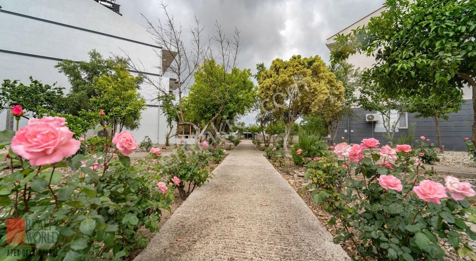 Antalya Kadriye'de Full Yapılı Uygun Fiyata Masrafsız İkiz Villa