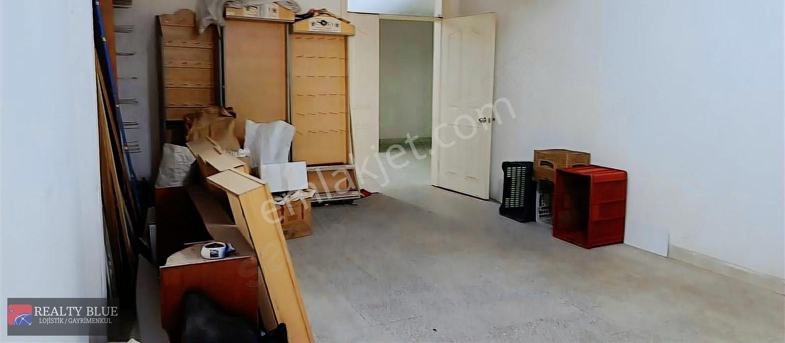 Pendik Kaynarca Hafif İmalata Uygun 350 M² 2 Katlı Depo İşyeri