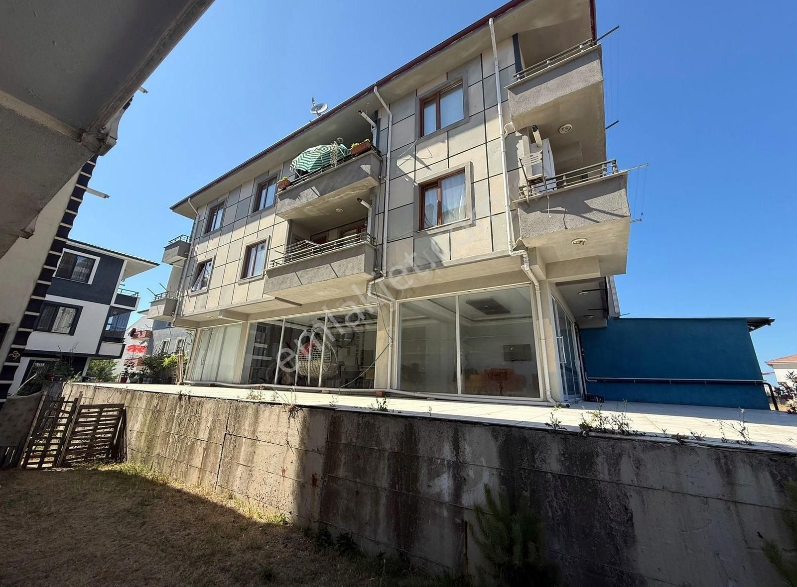 Ara Kat 1+1 Geniş M2 Kombi Petekli Denize 200 M Kaçmazz !!!