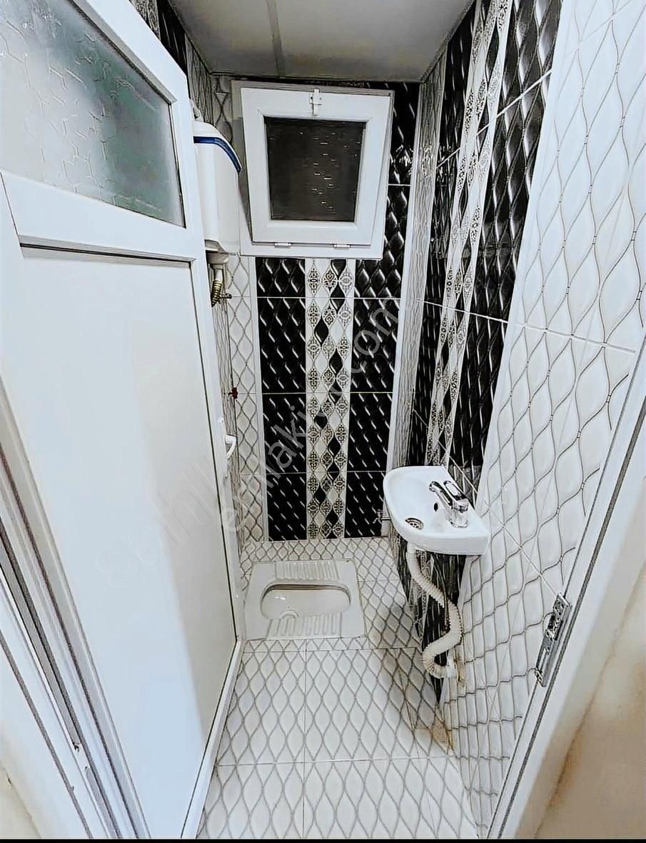 Ege Üniversitesi Arkasında Klimalı Eşyalı Kiralık Daire