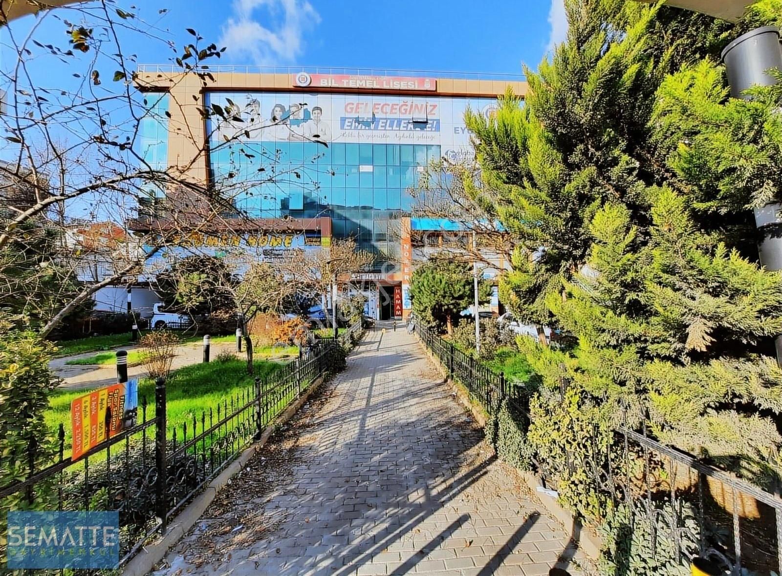 Kiralık Dükkan Atmaca Avm'de 20 M²