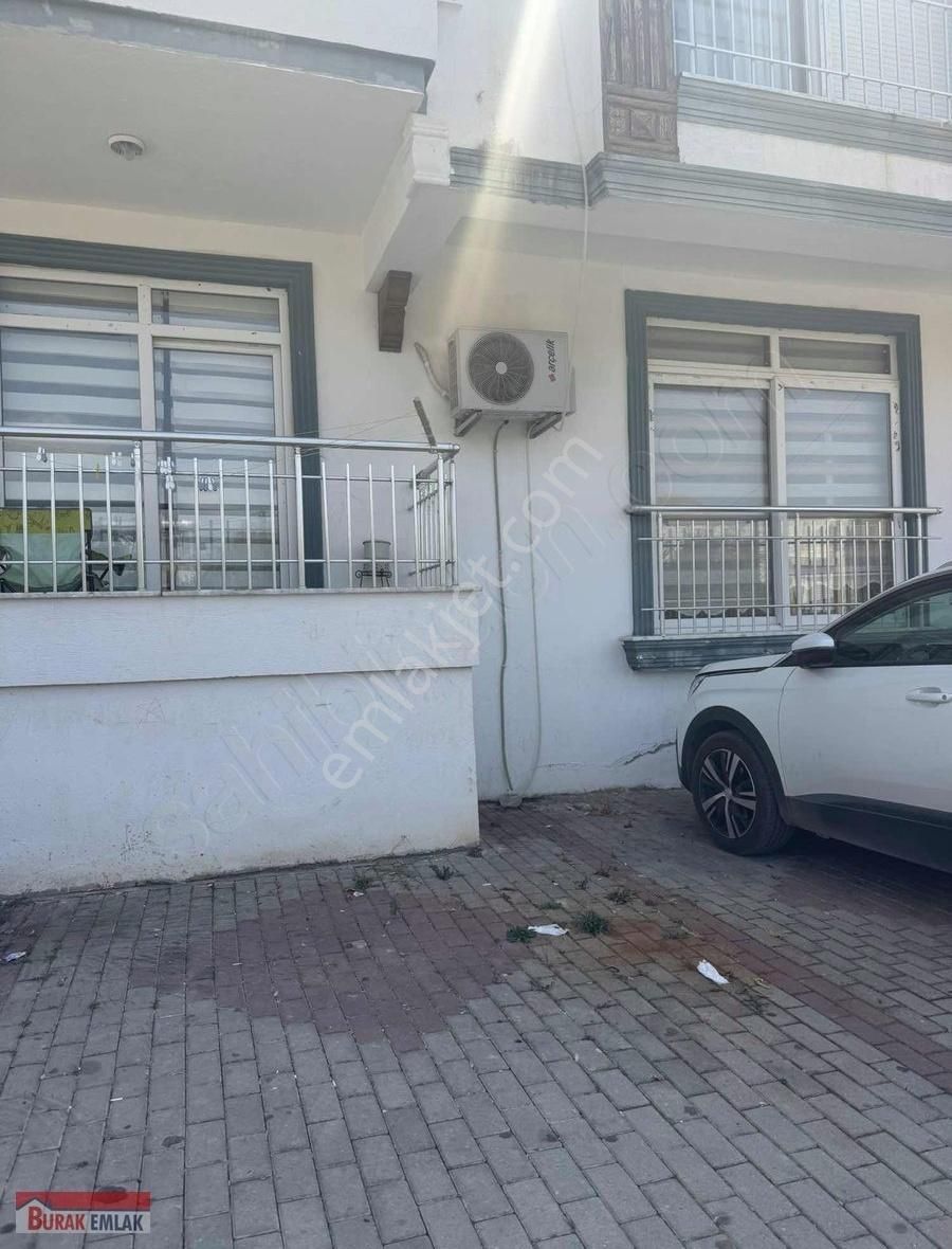 Arakat Tadında Yüksek Giriş Odunluk Üstü