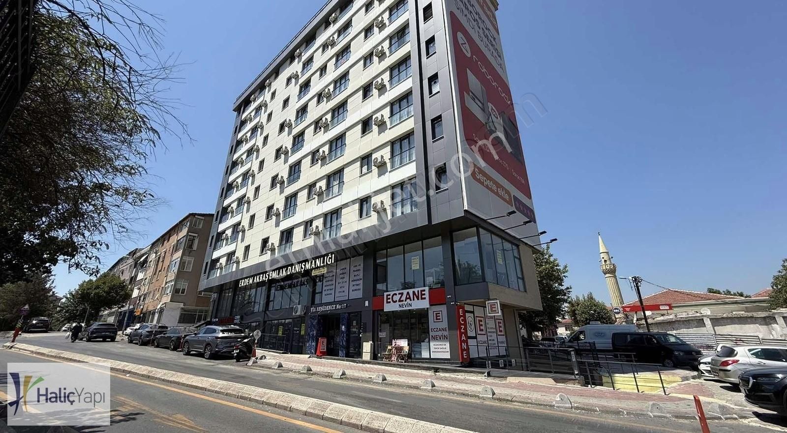 Via E-5 Residence Ön Cephe Kiralık 1+1 Daire