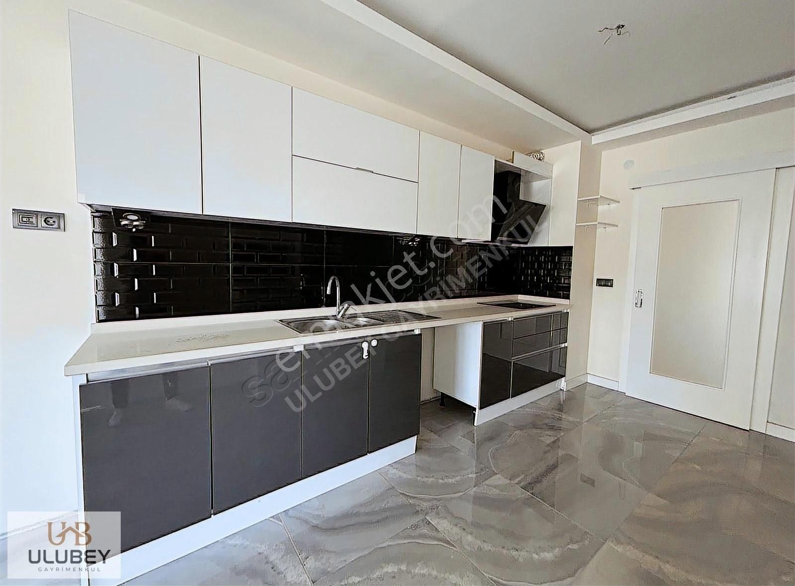 Ovacığın Kalbinde Manzaralı 4 Balkonlu 4+1 Site Dairesi