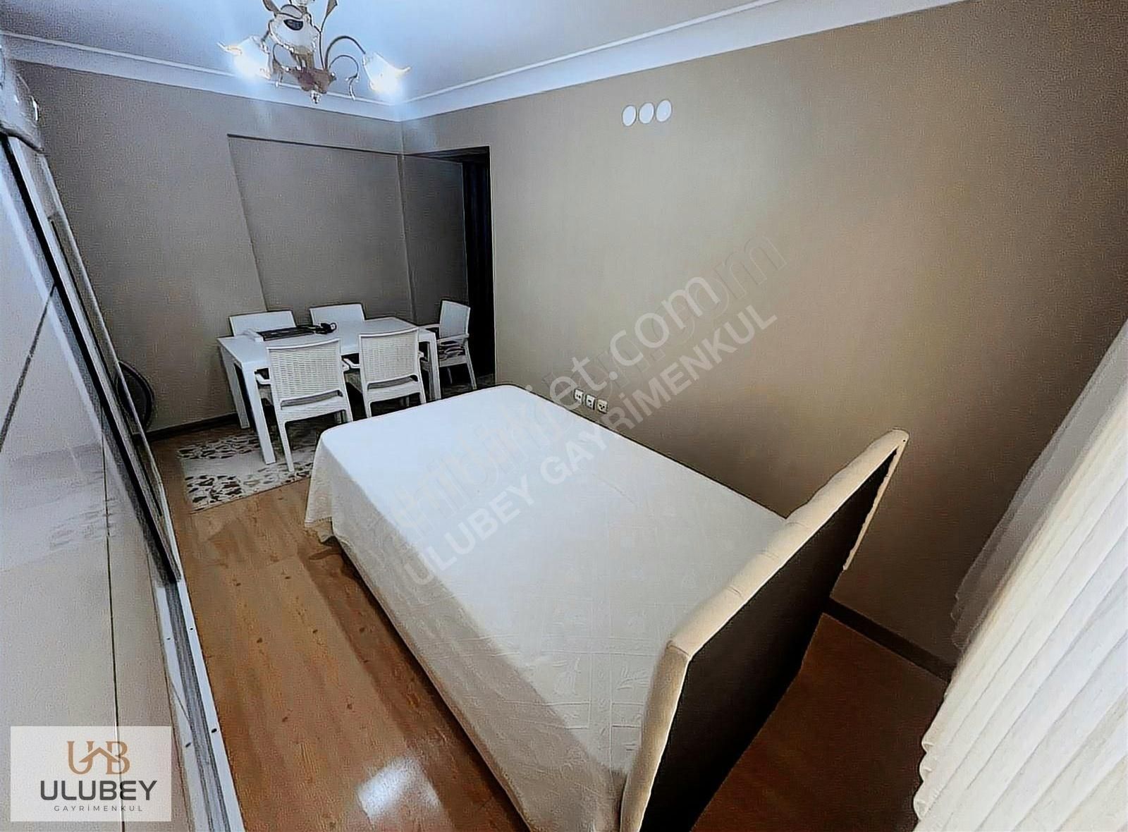 Ovacık'ta Cadde Üzeri Katta Full Yapılı Çift Balkonlu 3+1 Daire