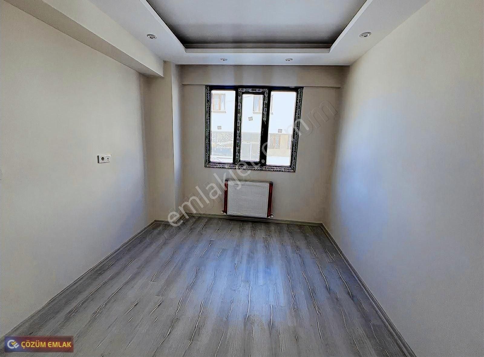 Çözüm Emlak'tan Sıfır 3+1 Çift Cephe Karanlık Odasız Daire - Görsel 15