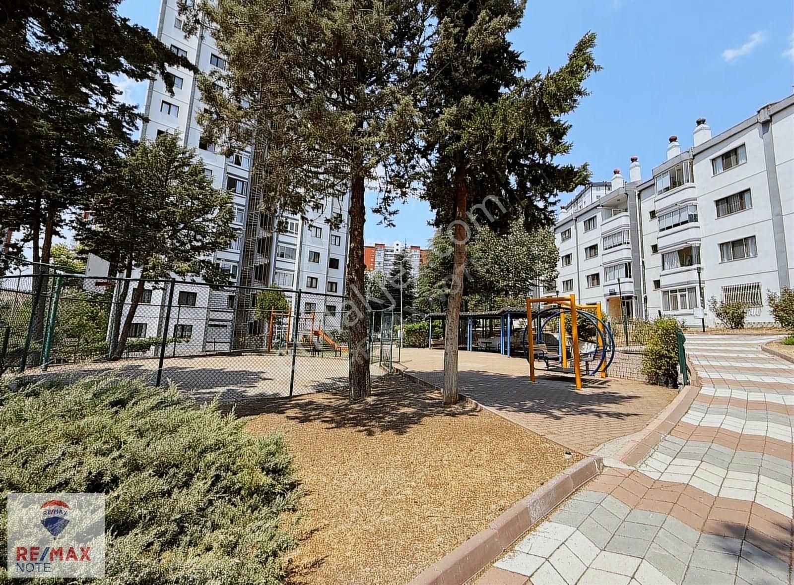 Eryaman Metro Yanında İntes Sitesi 2+1 Yapılı Kiralık Daire