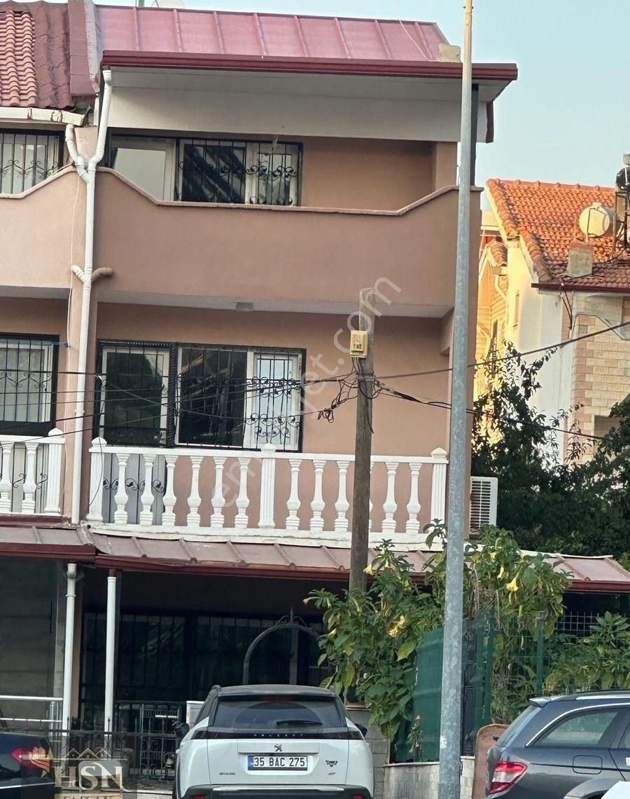 Güzelçamlı Da Denize 50 Metre Uzaklıkta Satılık 4+1 Villa
