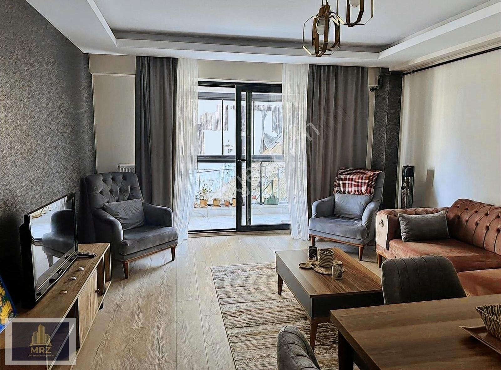 Deka Gayrimenkul'den Yenimahalle'de Kiralık Eşyalı Geniş 1+1
