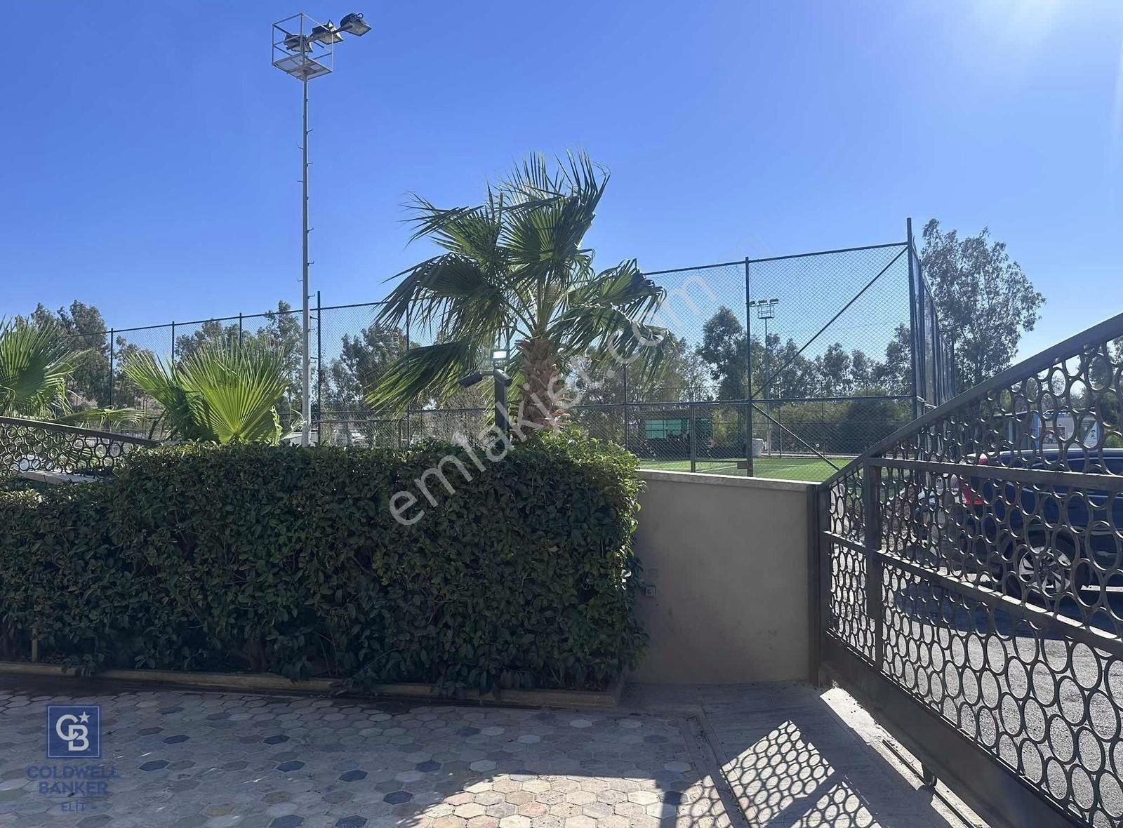 Eskiçeşme'de Kiralık 2+1 Modern Daire Havuzlu Site , Eşyalı - Görsel 14