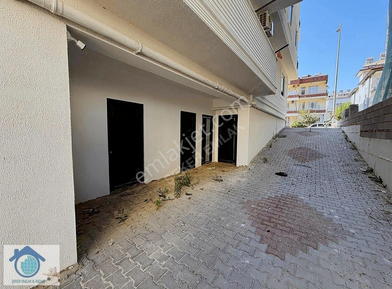 Sarilarda Acill Satılık 3+1 Arakat Daire Lüx 1.sınıf Eceye Yakın