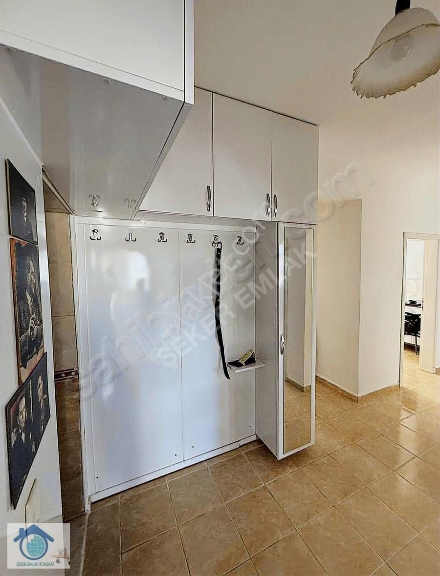 Sarilar Çamlıkta Ender Büyüklükte 3+1 Kullanışlı Ferah