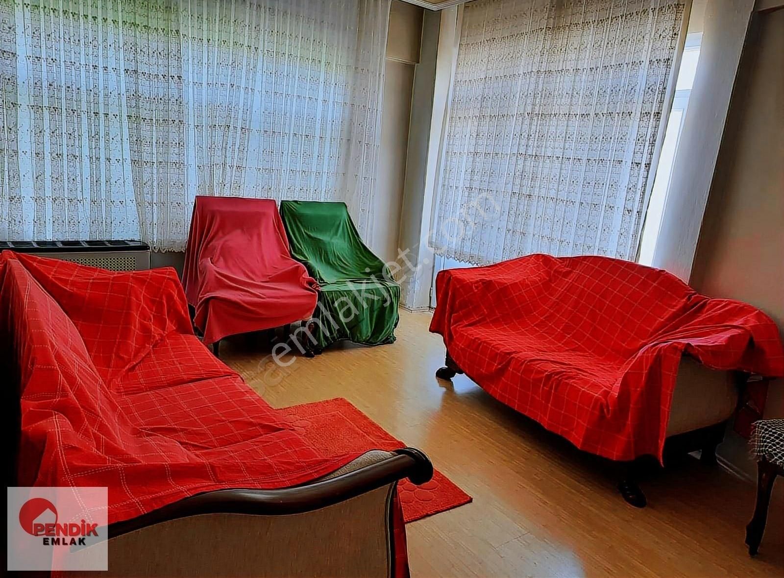 Pendik Batı Mahallesinde Eşyalı 2+1 Kiralık Daire.
