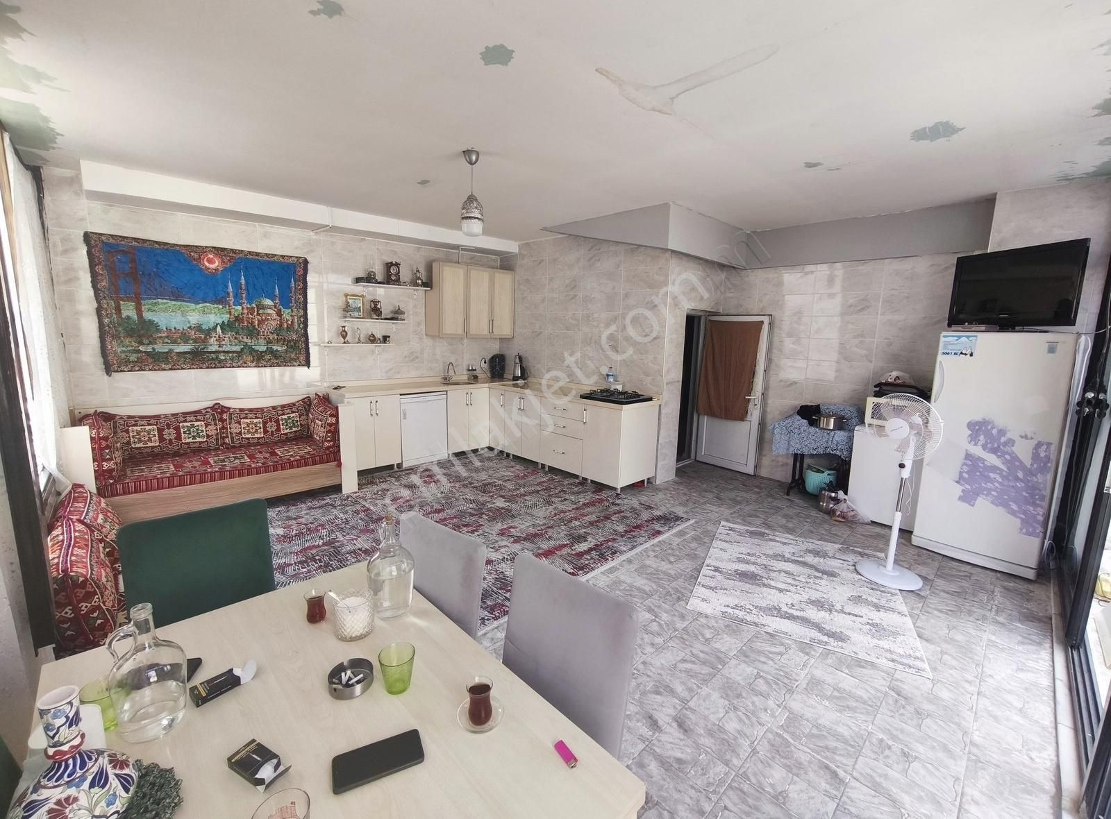 Etimesgut Süvari Mahallesi'nde Geniş Teraslı 6+1 Dubleks Daire
