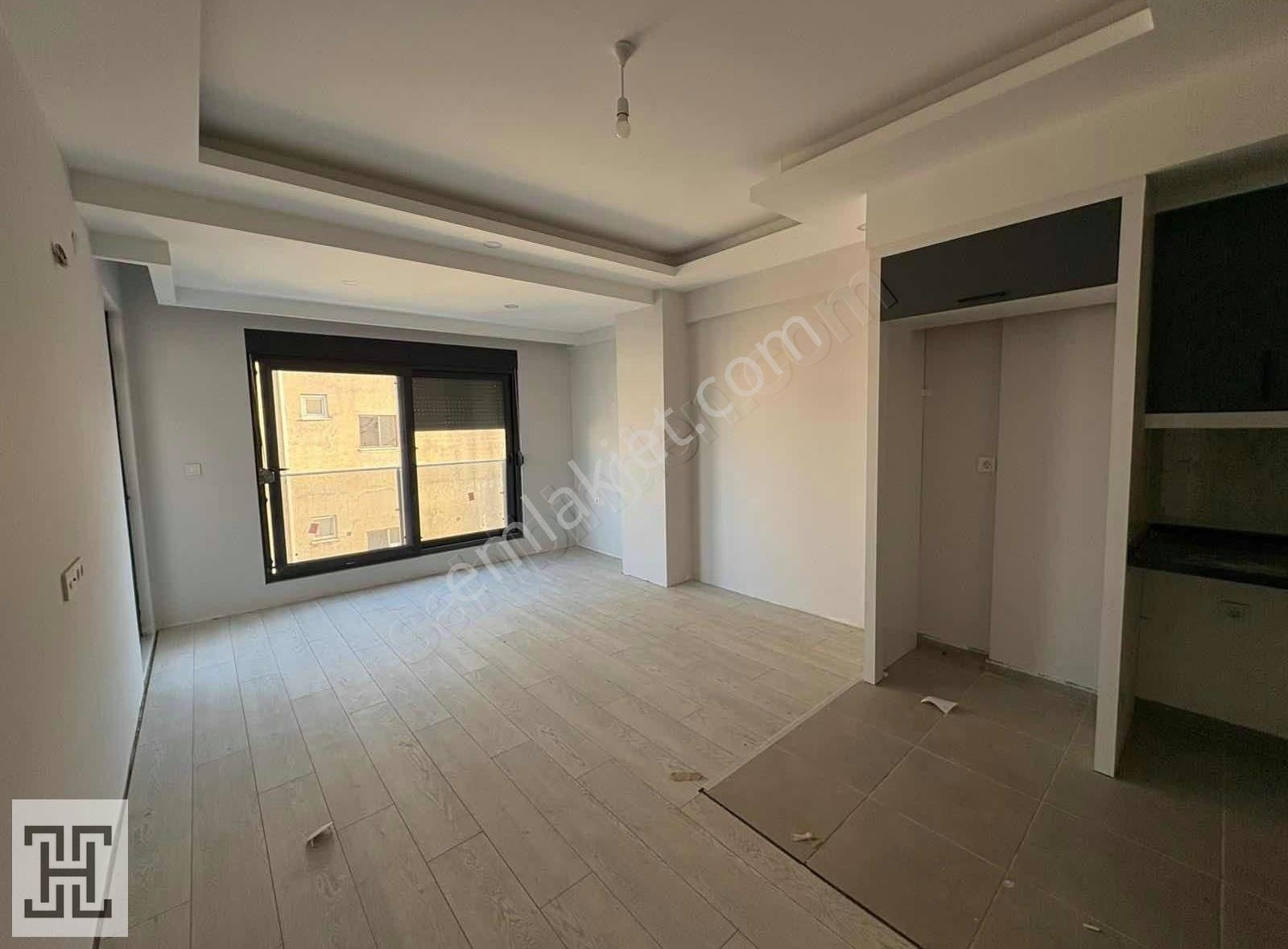 Ertuğrul'dan Deniz Manzaralı 1+1 Satılık Daire - Görsel 3