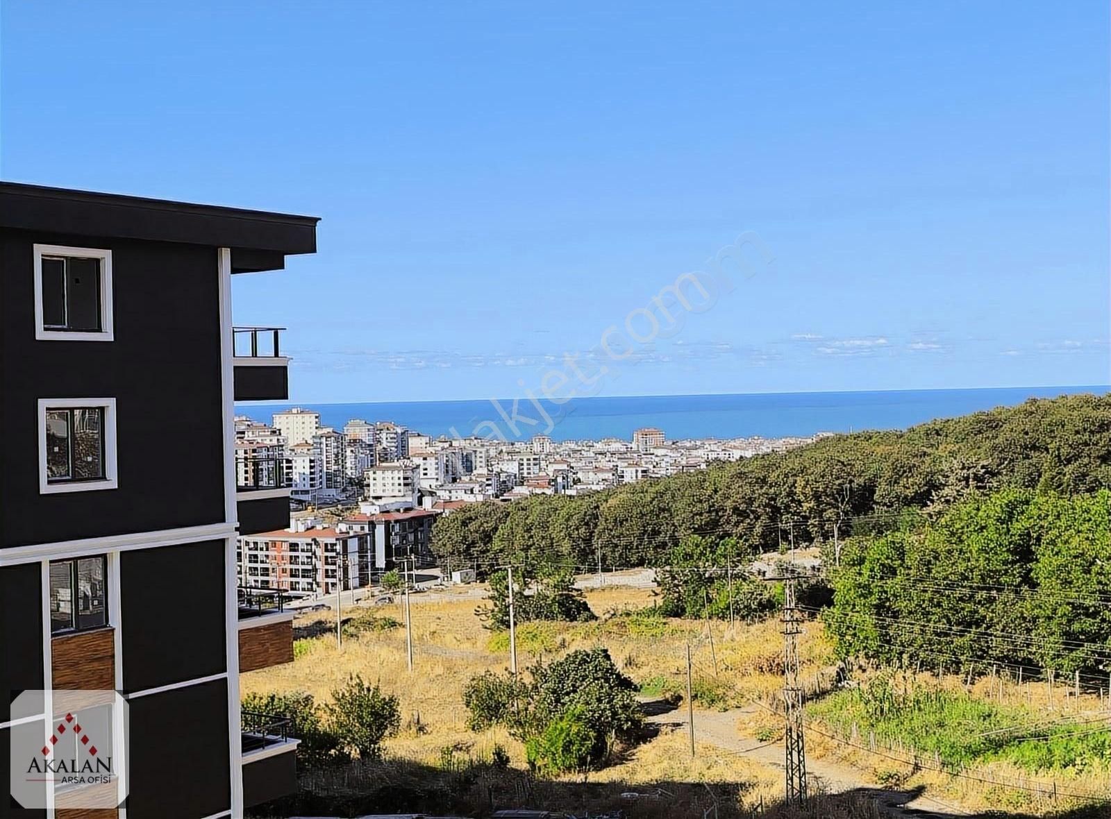 Atakum Korupark Mevkisi Gül İnşaat Dan Havuzlu Sitede 1+1