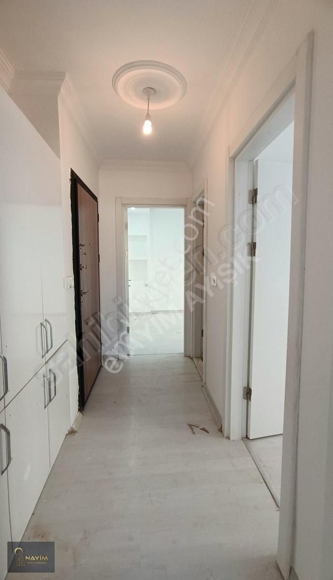 Mumcularda Satılık 2+1 Üst Kat Doğa Manzaralı Daire - Görsel 11