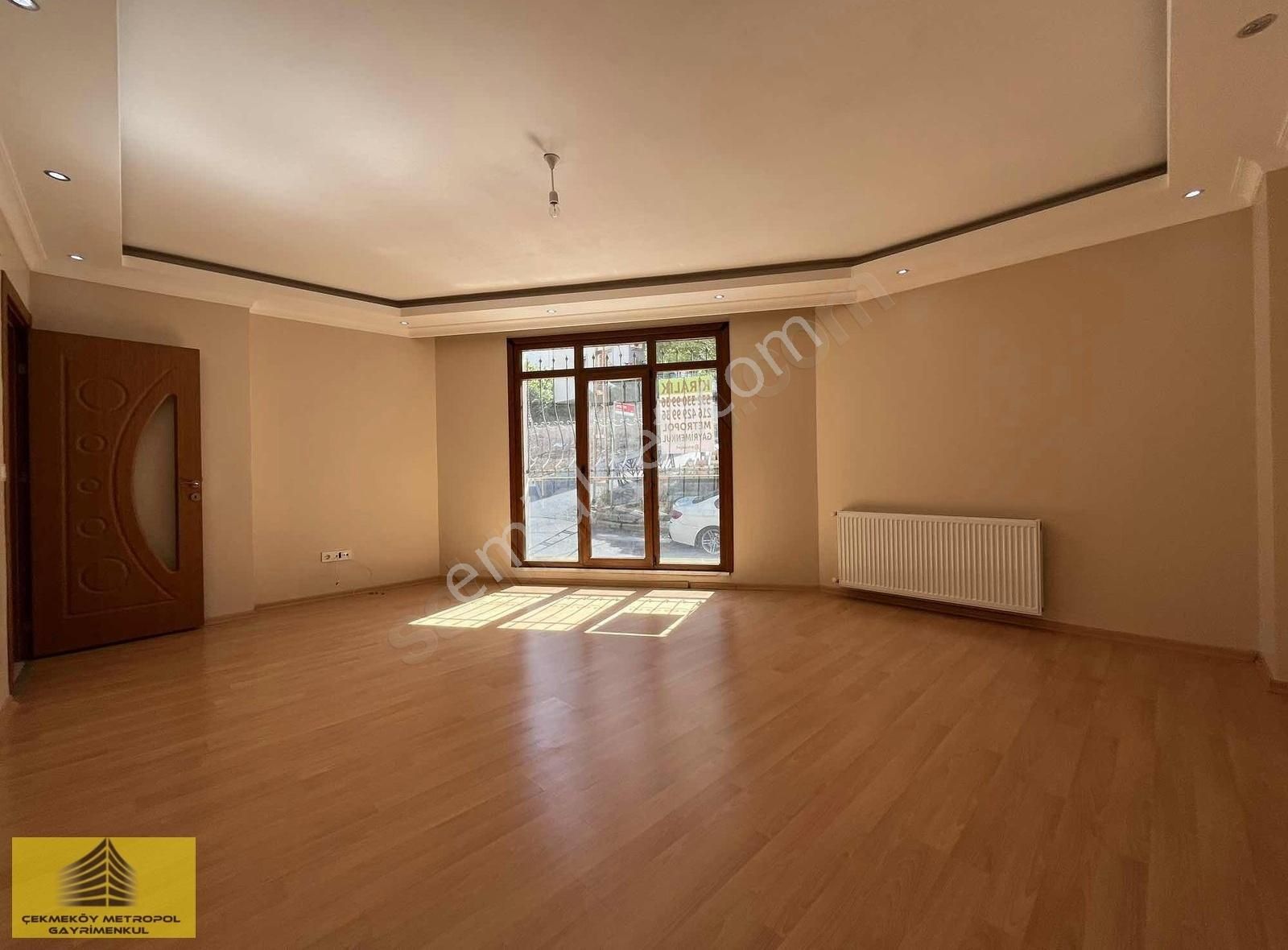 Metropol'den Cumhuriyet Mah. Geniş Kiralık 2+1 1. Kat Daire