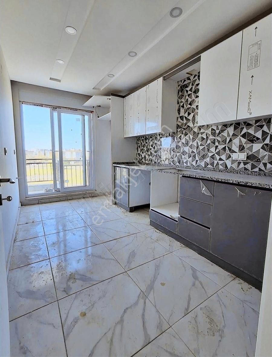 Gazi Mh Son Kat Kullanışlı Sıfır 2+1 Daire