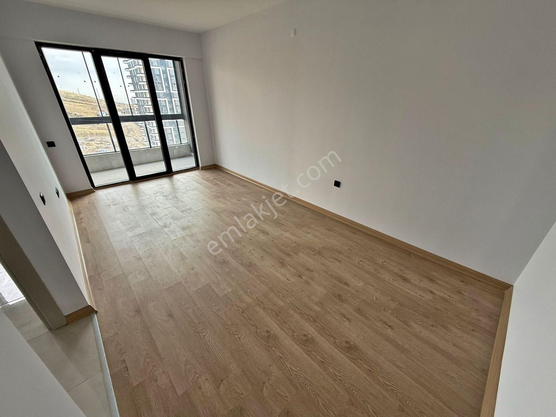 Atayurt Mahallesi'nde Satılık 2+1 Ara Katta Yapılı Daire - Görsel 14