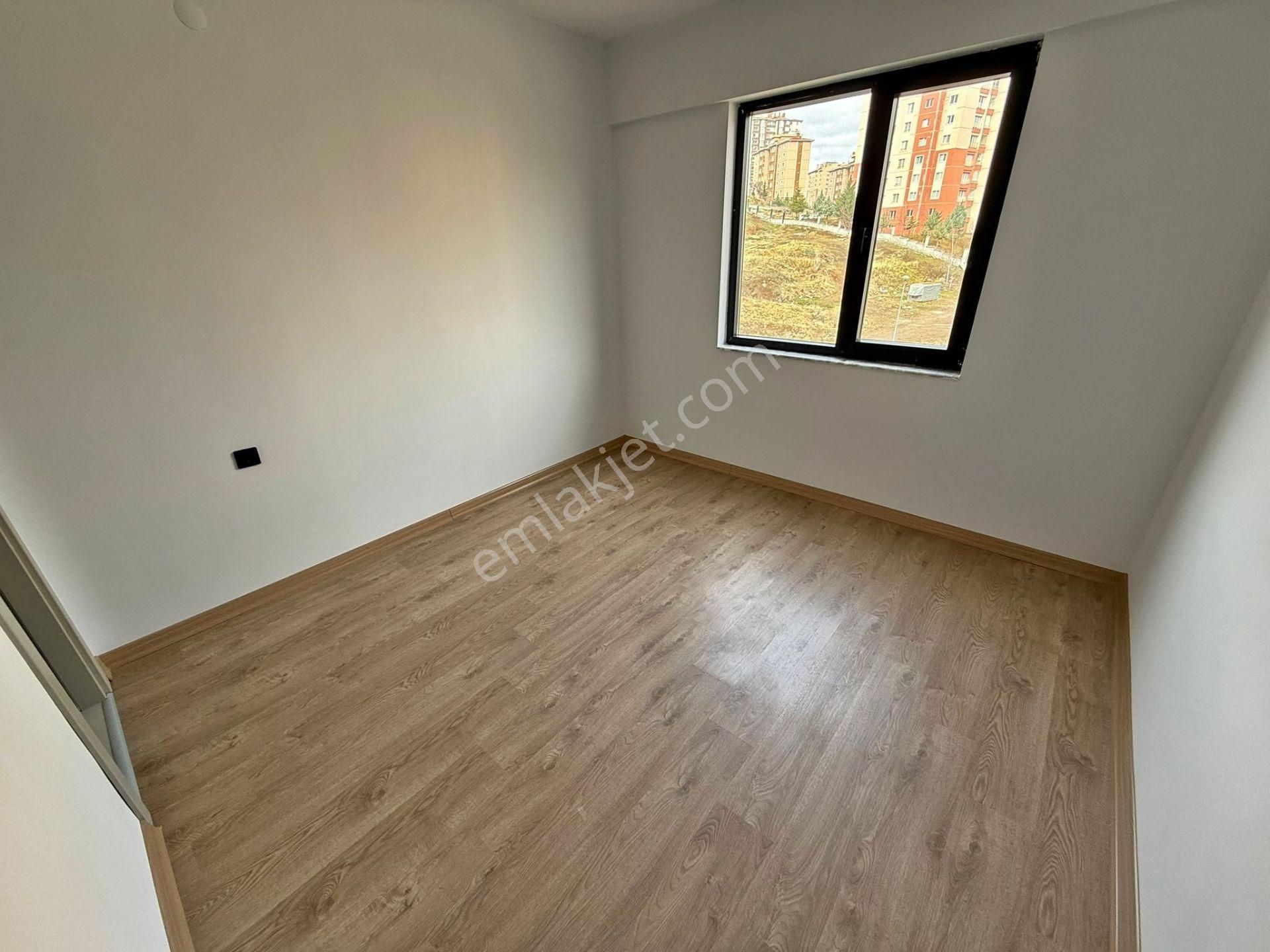 Atayurt Mahallesi'nde Satılık 2+1 Ara Katta Yapılı Daire - Görsel 21