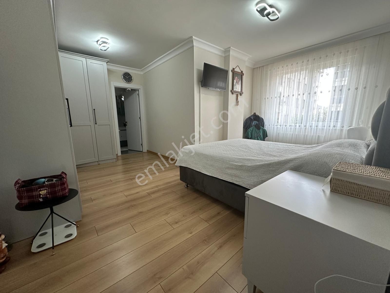 B.evler Merkez'de Yeni Binada 3+1 Ön Cephe Lüks Ara Kat - Görsel 22