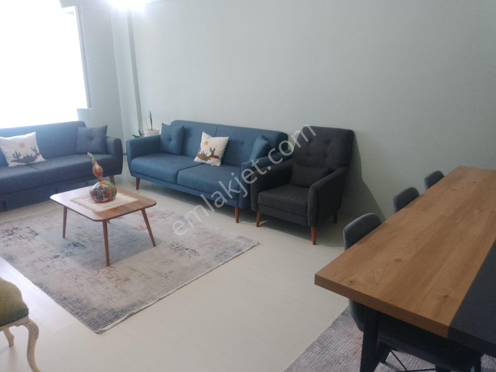 71 Evler Mh.2+1 Caddelere Yakın Geniş Asansörlü 7 Yıllık Daire
