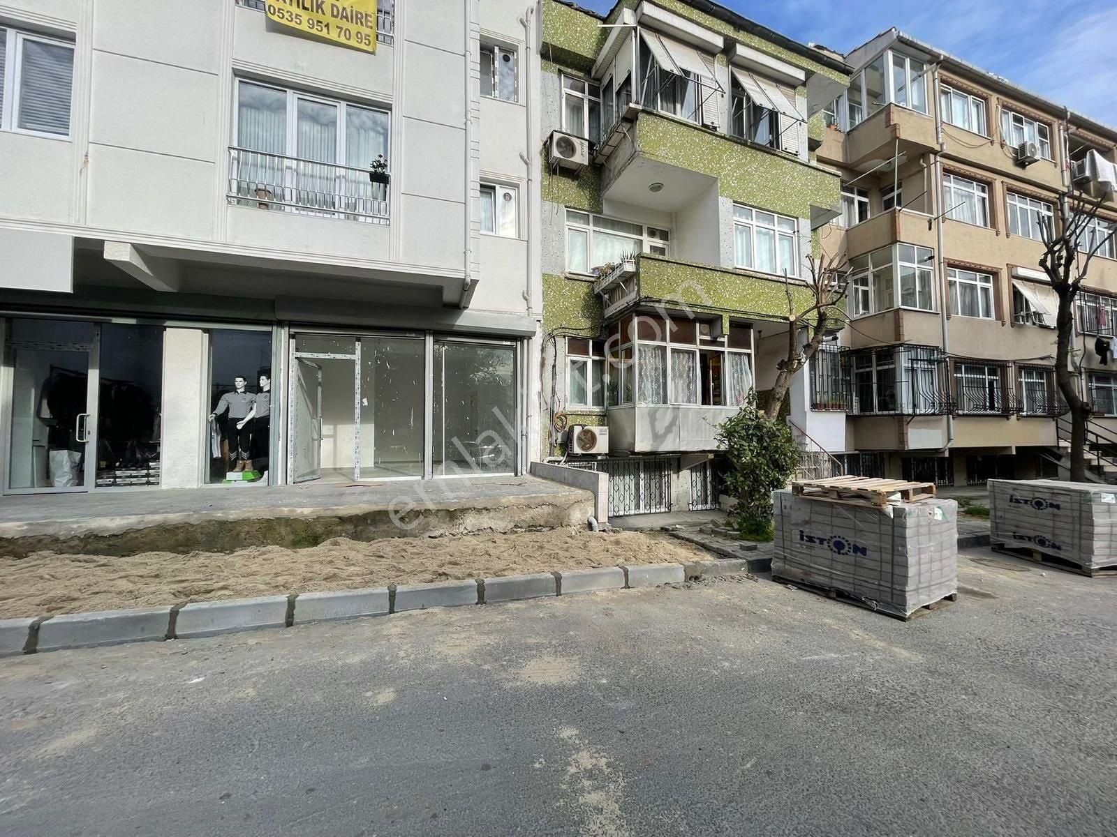Ecem Emlaktan Silivrikapı Da Sıfır 35m2 Dükkan