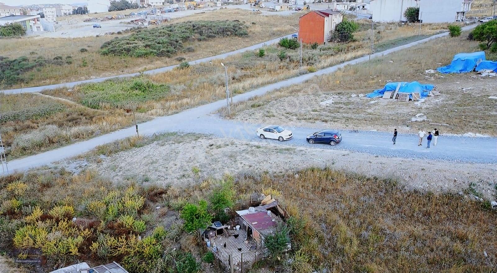 Arnavutköy Yavuz Selim Mahallesinde İnşaata Hazır İfrazlı Arsa