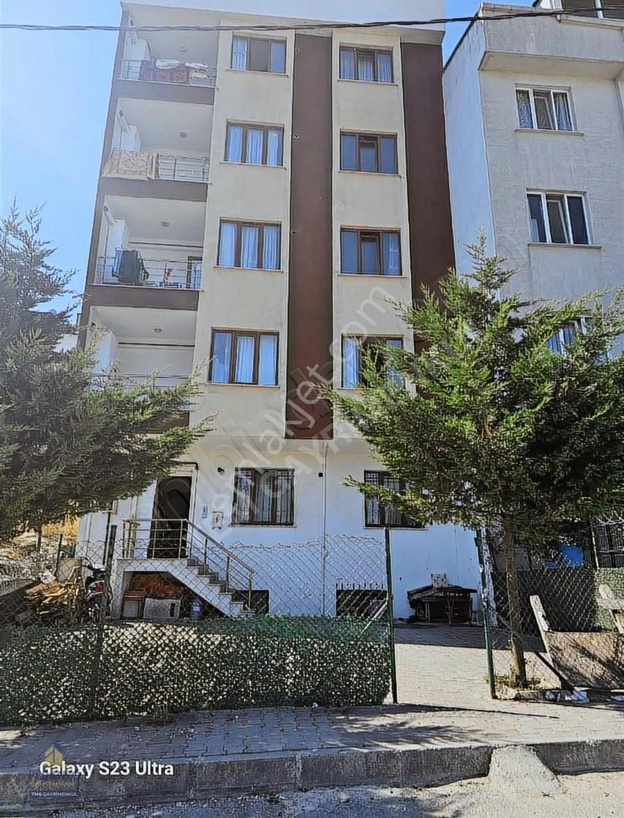 Arnavuköy İslambey De Kiralık 1+1 Giriş Kat