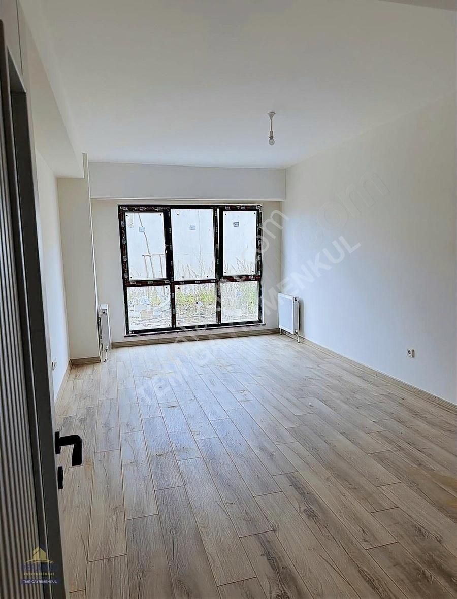 Hadımköy De Satılık Lüxs 2+1 Daire