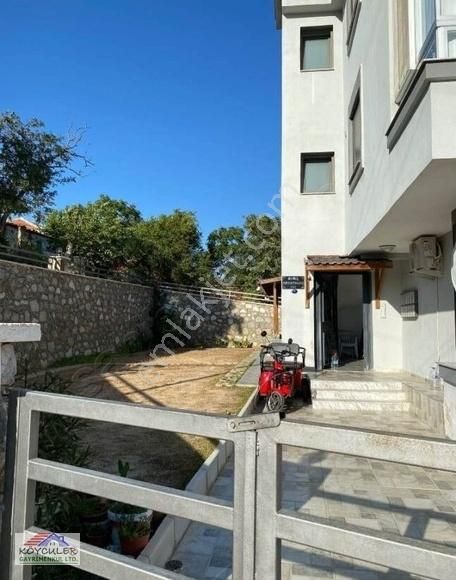 Seferihisar Atatürk Mahallaesinde 1+1 Eşyalı Satılık Daire - Görsel 8