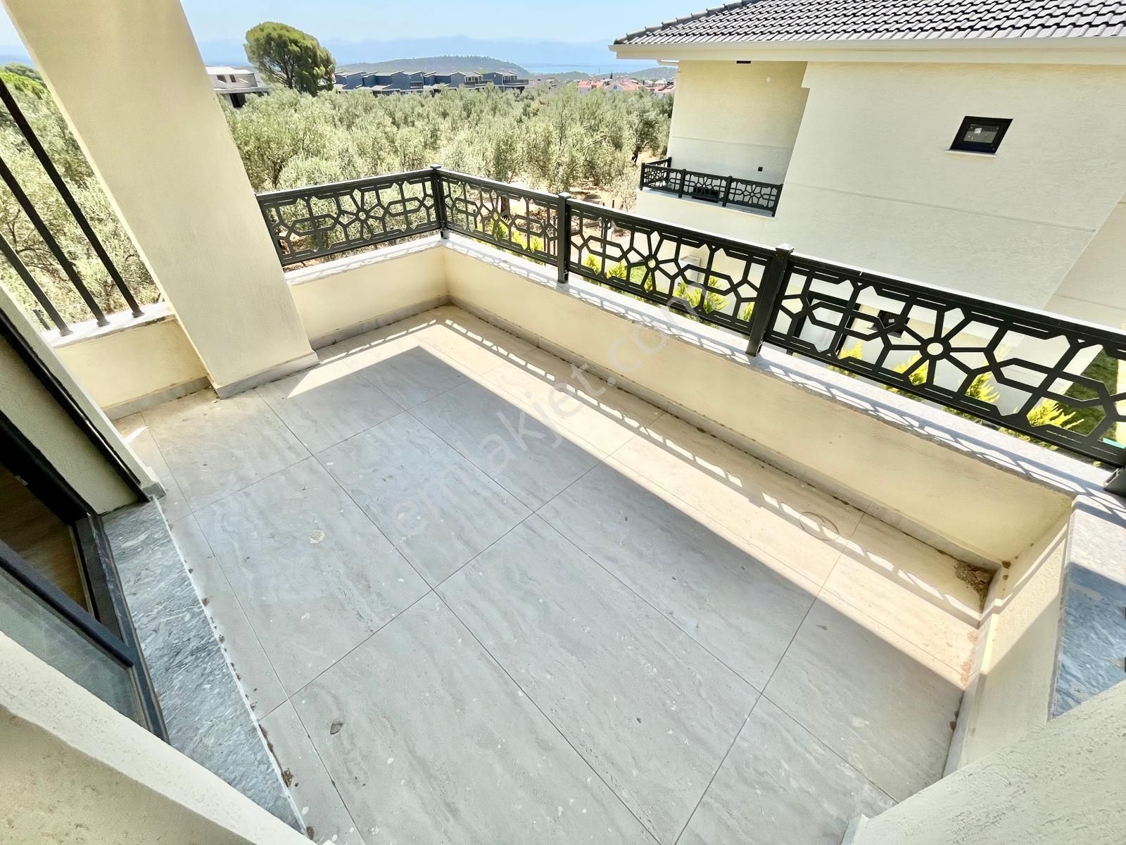 Gümüş'den Güre'de Site İçerisinde Havuzlu Bağımsız 4+1 Müstakil - Görsel 27