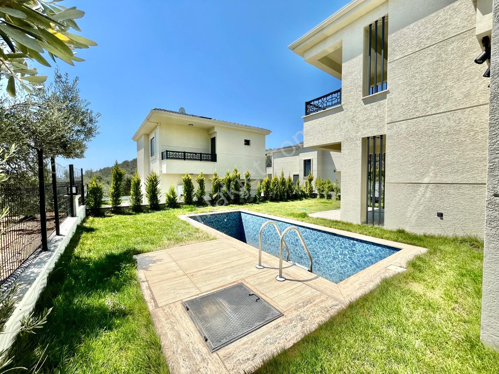 Gümüş'den Güre'de Site İçerisinde Havuzlu Bağımsız 4+1 Müstakil - Görsel 35