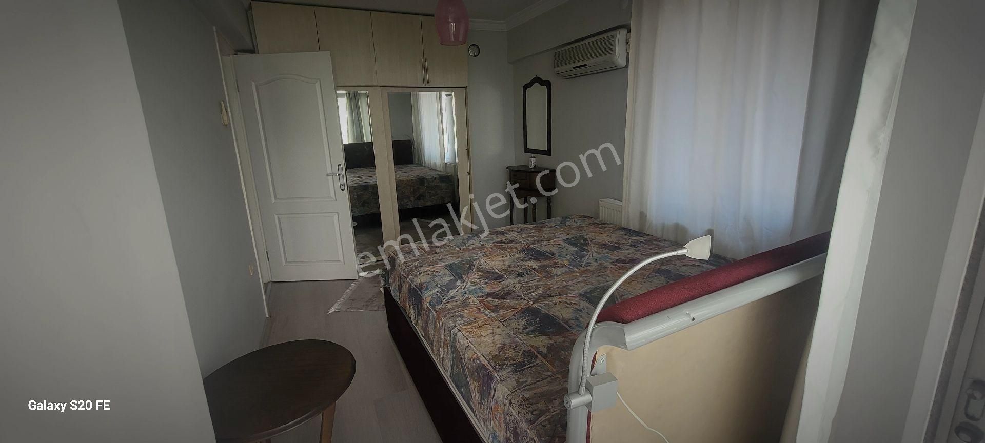 Bayraklı Sevgi Yolu & İzban Dibinde Deniz Manzaralı Kiralık Daire