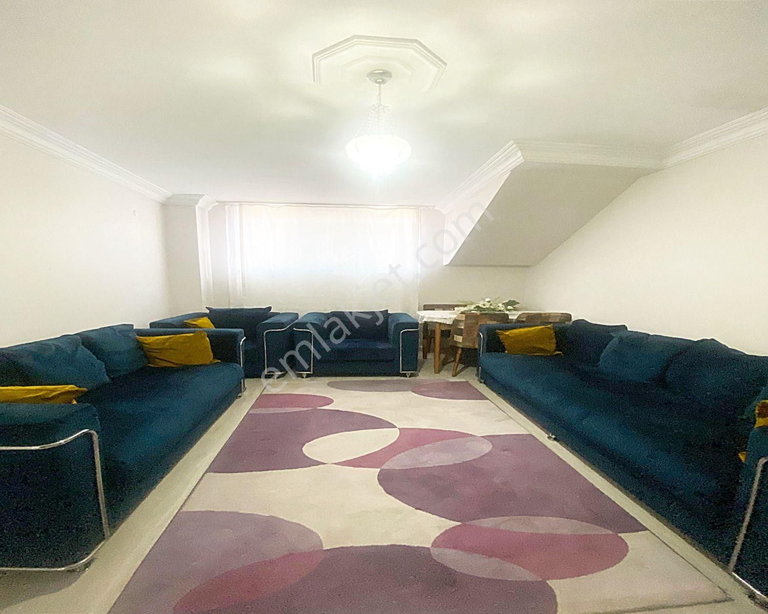Esenyurt İncirtepe Mah Cadde Üzeri 2+1 Bahçe Katı