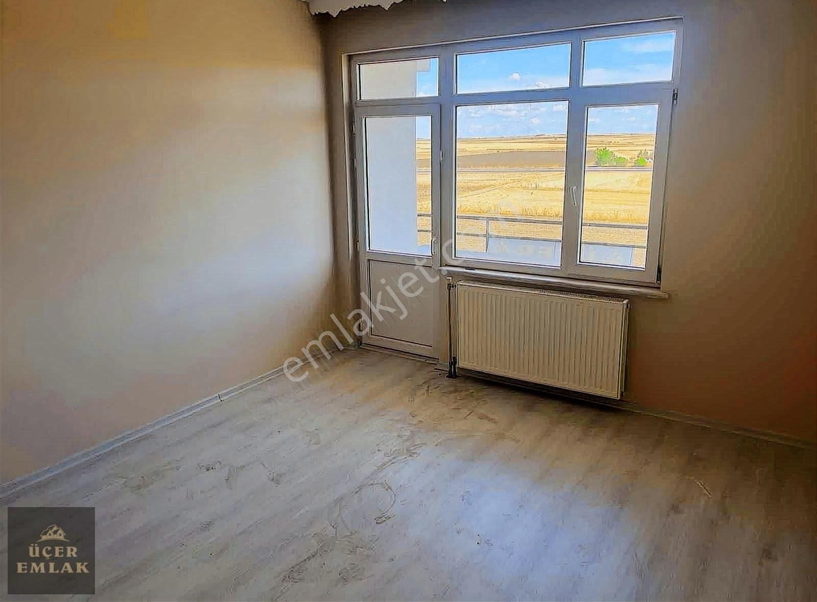 Üçer Emlaktan Cumhuriyet Mah Modern Kent Sit. 3+1 Kiralık Daire