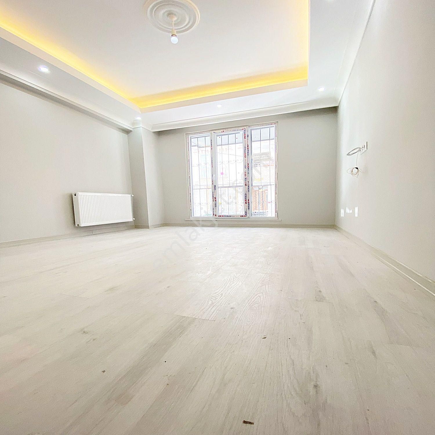 Esenyurt Talatpaşa Mah Satılık Sıfır 2+1 Balkonlu Yüksek Giriş