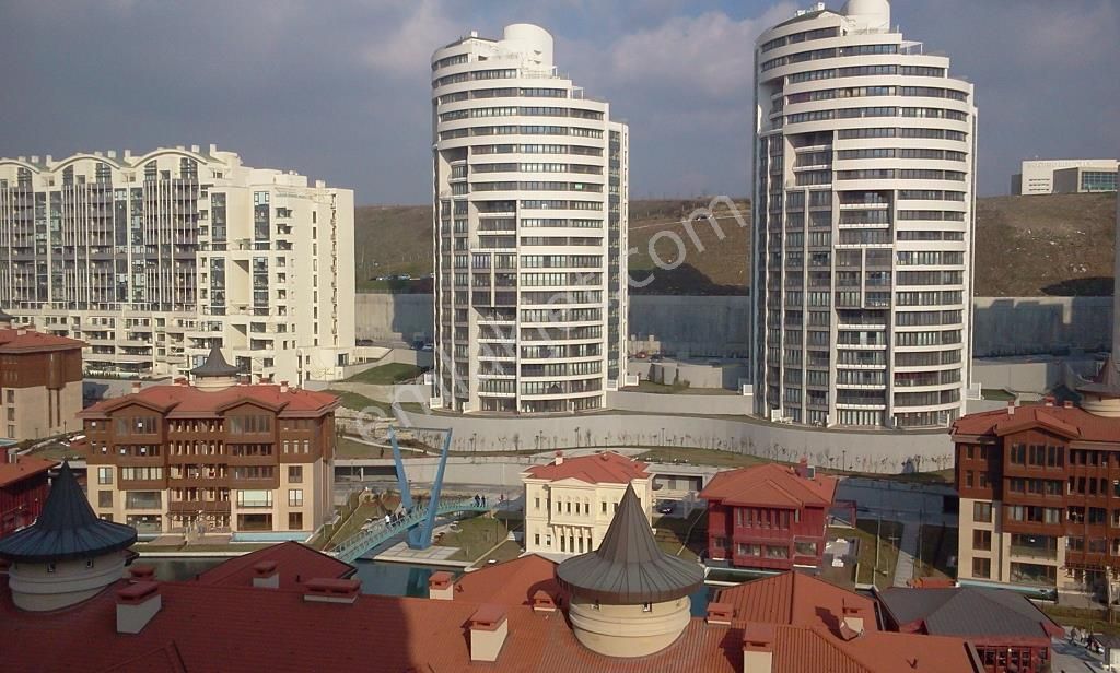 Halkalı Atakent Bosphorus City De Eşyalı 1+1 Satılık Daire
