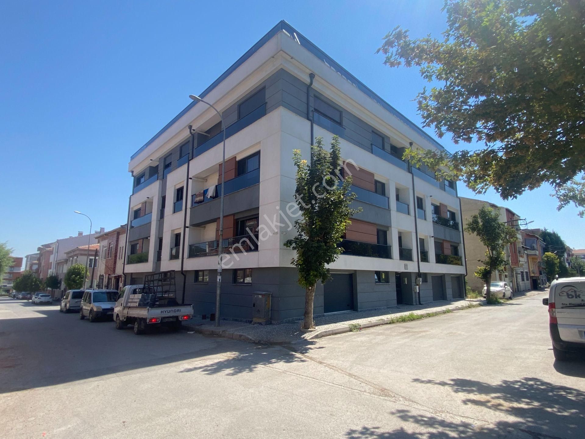 Yükselenden Depozitosuz, Asansörlü, Balkonlu, Eşyalı Dubleks 5+1
