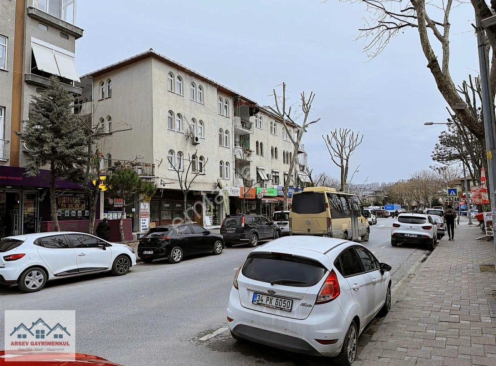 Arsev Den Büyükçekmece Nın En Güzel Konumu Sahıl Caddesınde