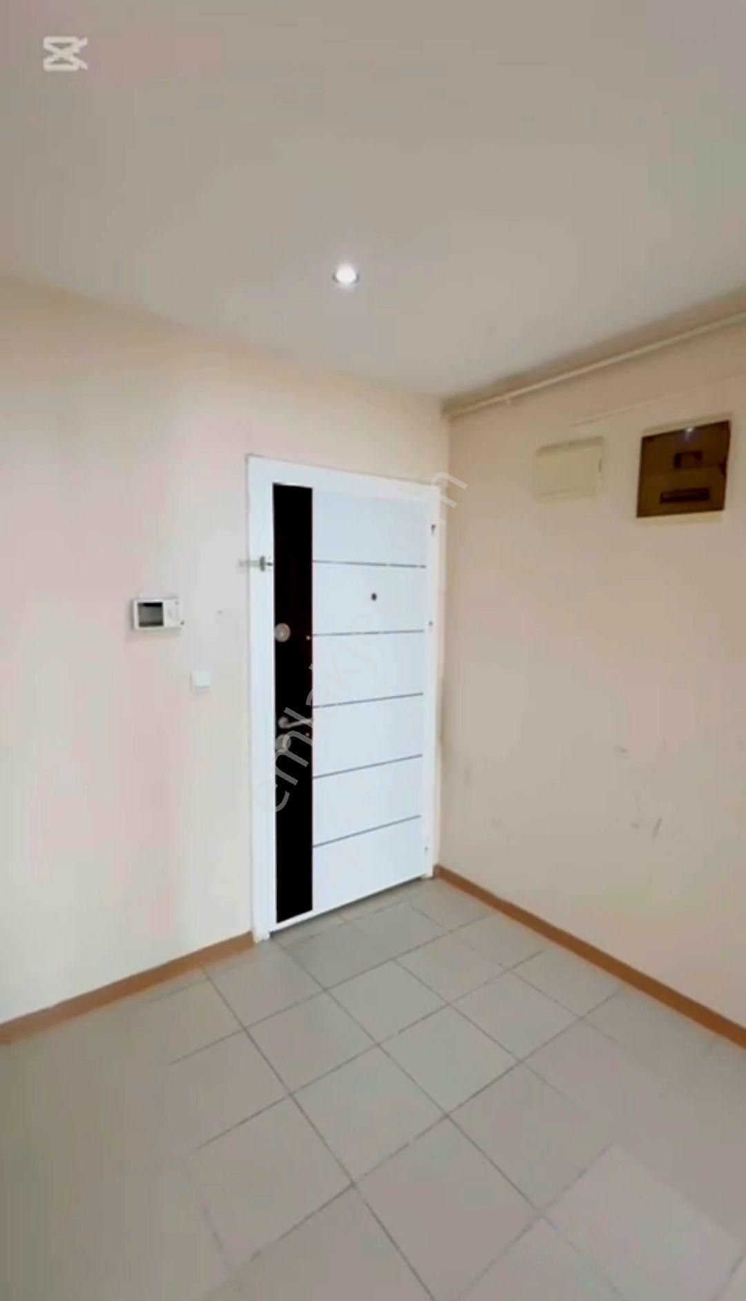 Metrobüse Yakın Satılık Daire Site İçinde 2+1 - Görsel 6