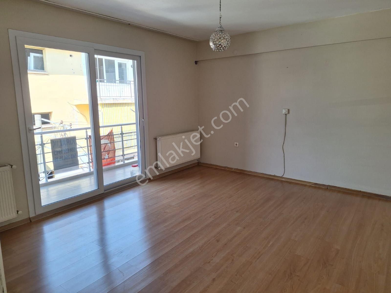 Çalışkan__dan Eserkent Te Ara Kat Doğalgazlı 3+1 Kiralık Daire.