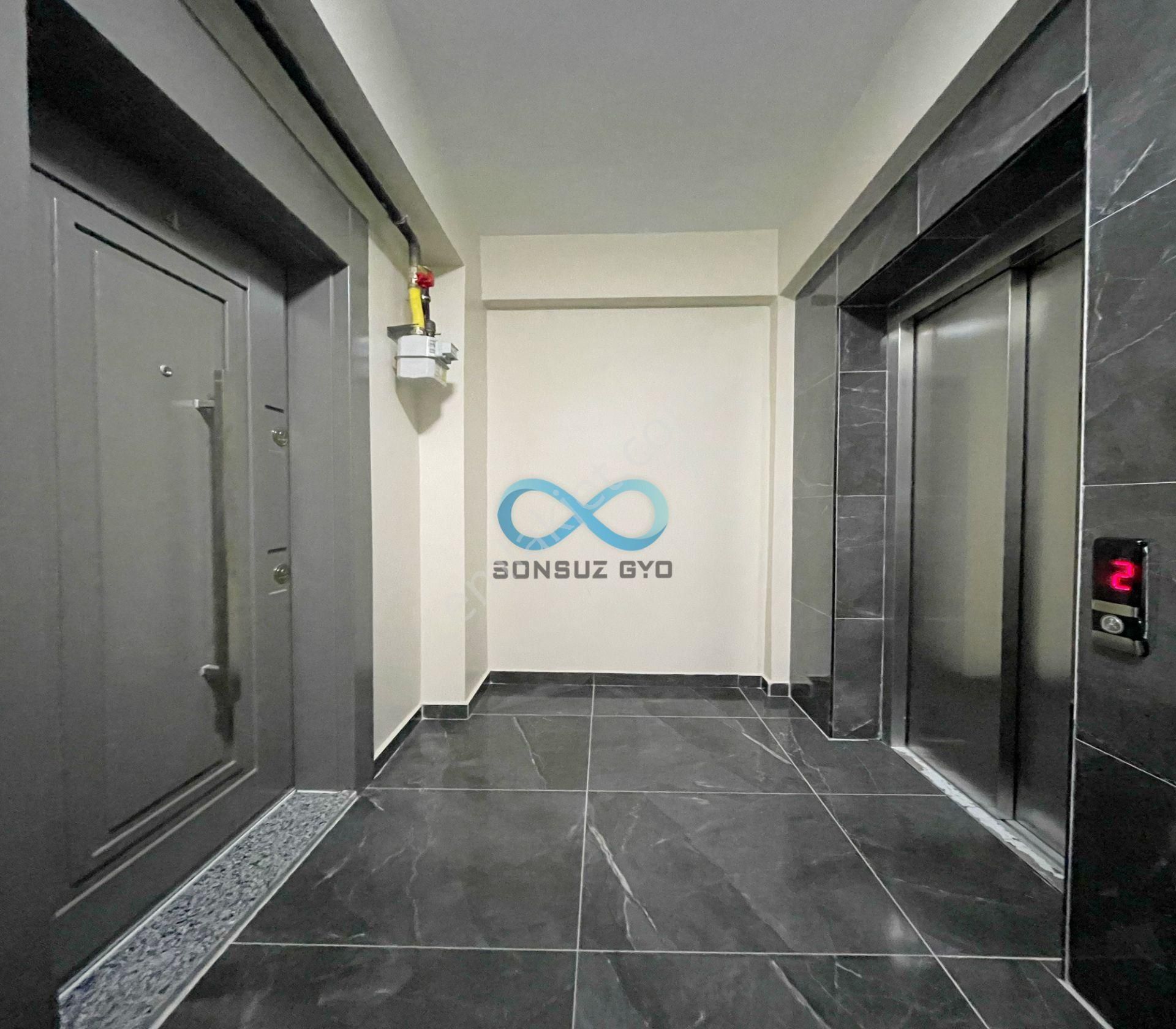 Beylikdüzü Kavaklı Da Kapalı Otoparklı Ebeveyn Banyolu Lüx 3+1 - Görsel 22