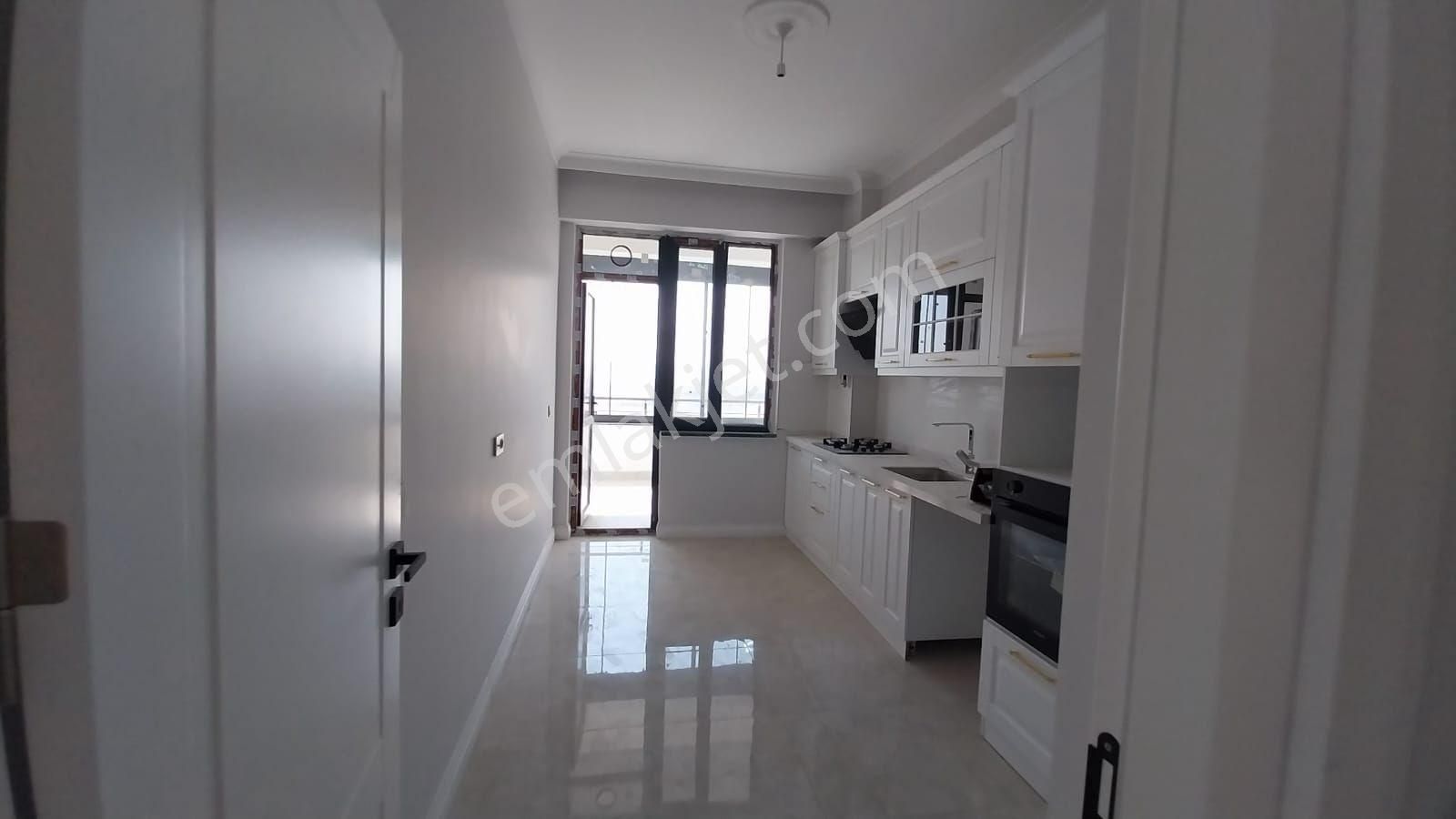 Ekşioğlu 'dan Tekirdağ Süleymanpaşa Atatürk Mahallesinde Kiralık Daire 3+1