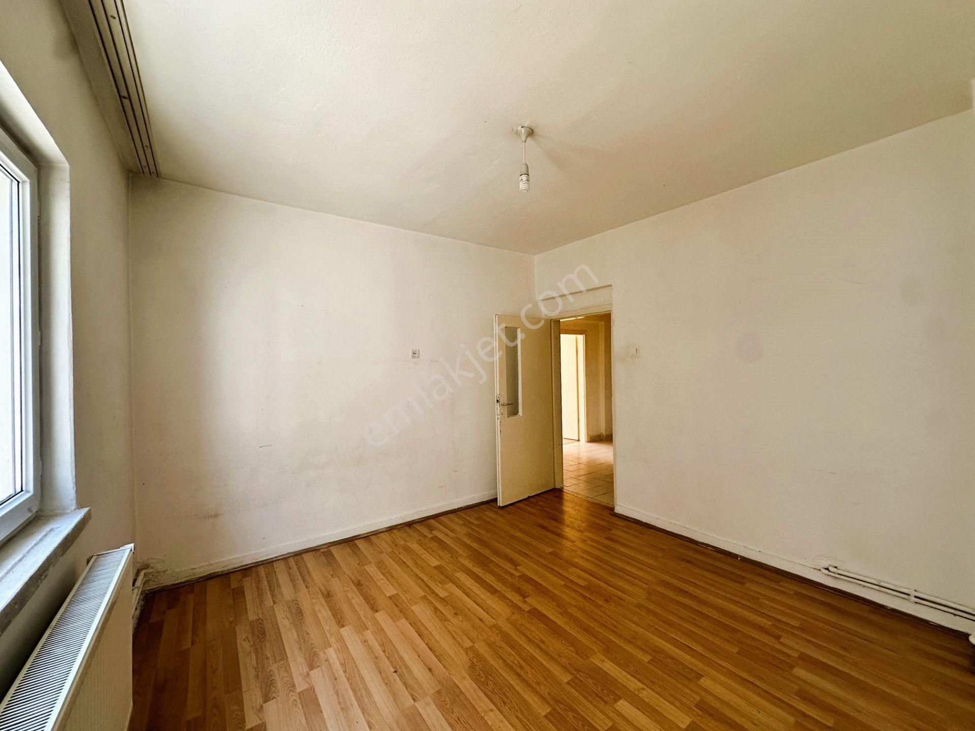 Koza Emlak'tan Plevne Mahalesinde Ara Katta Güney - Ön Cephe De 3+1 Satılık Dairee - Görsel 25