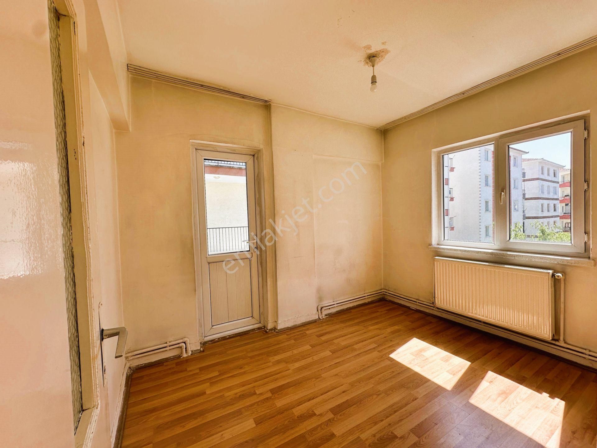 Koza Emlak'tan Plevne Mahalesinde Ara Katta Güney - Ön Cephe De 3+1 Satılık Dairee - Görsel 23